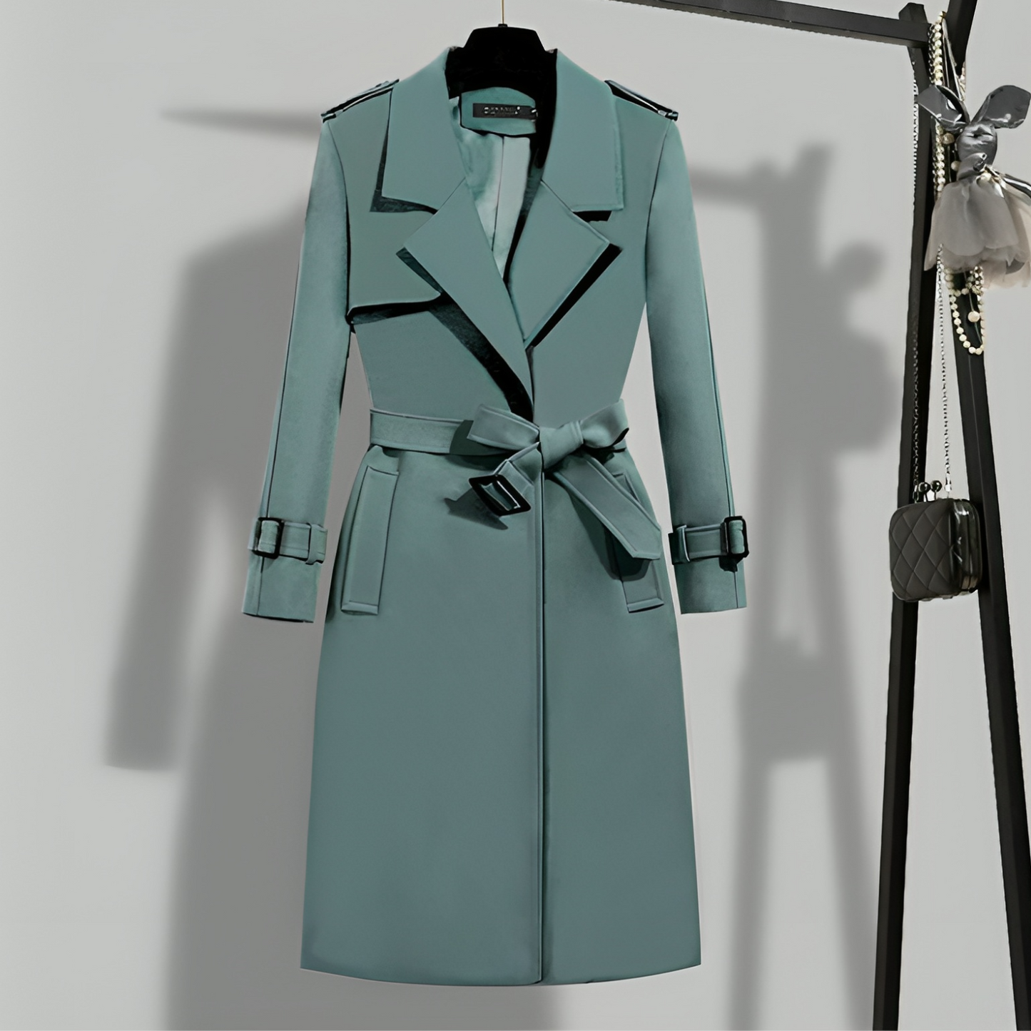 Nicole | Damen Mantel mit Gürtel und Schulterriegeln