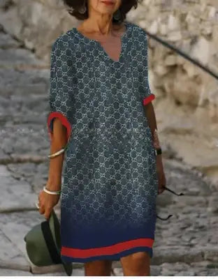 Beatrice | Damen Kleid mit abstraktem Porträt und V-Ausschnitt