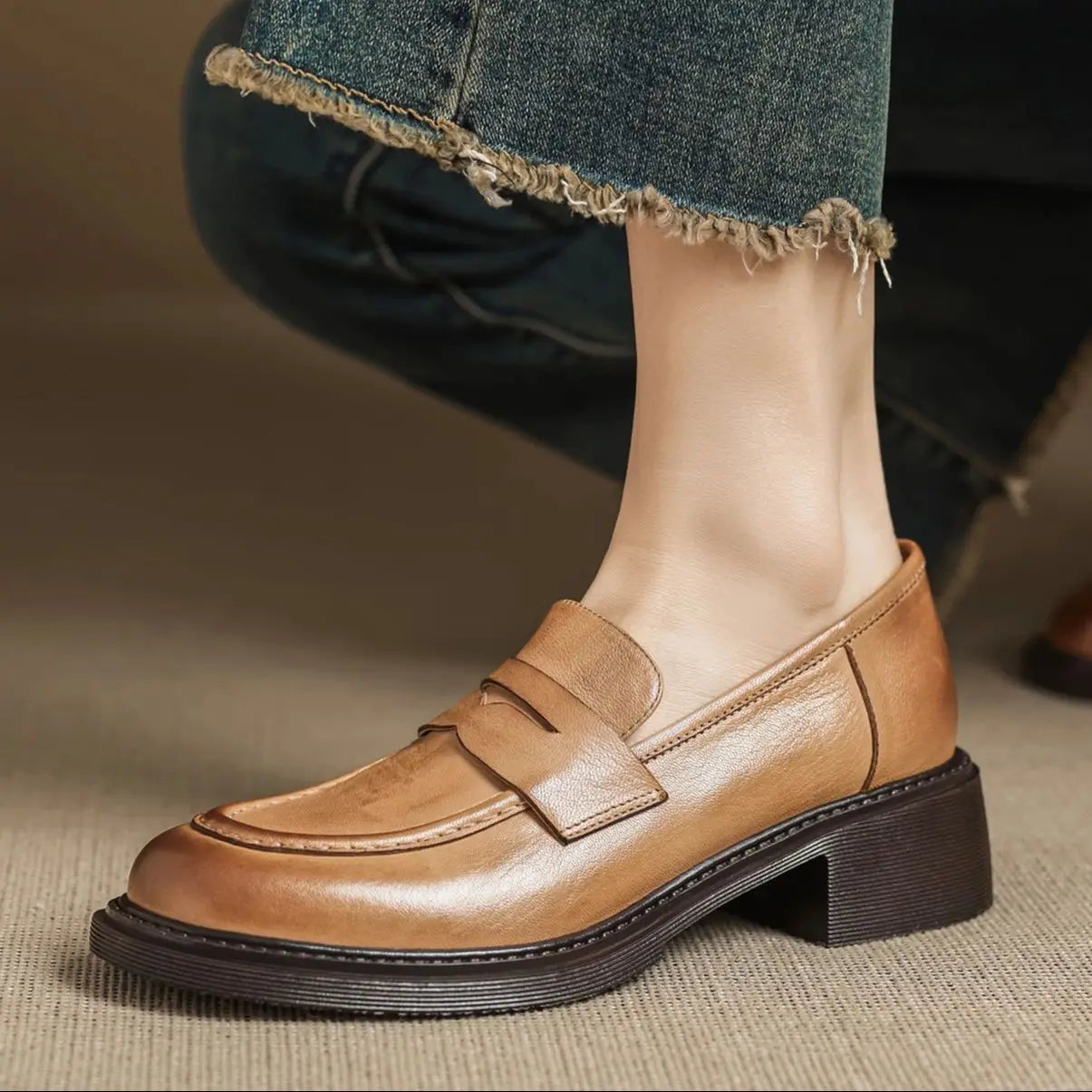 Natalie | Klassische Damen Leder T-Riemchen Schuhe