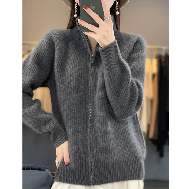 Johanna | Damen Winter Strickjacke mit Reißverschluss
