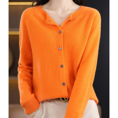 Marion | Damen Winter Wollstrickjacke mit Knöpfen