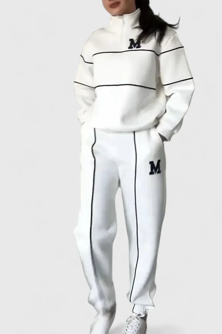 Karin | Damen Trainingsanzug mit Halbem Reißverschluss und Kontrastbesatz