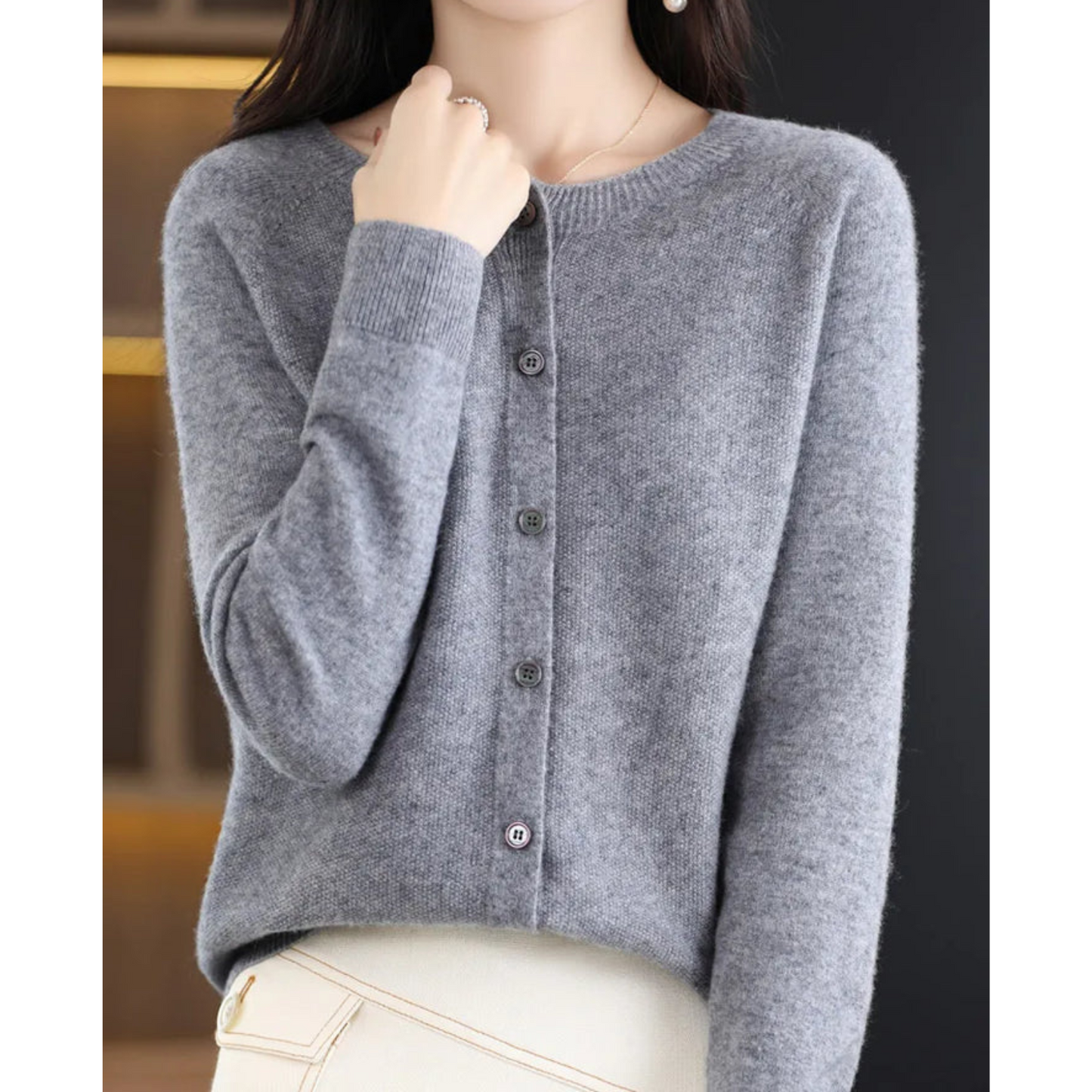 Marion | Damen Winter Wollstrickjacke mit Knöpfen