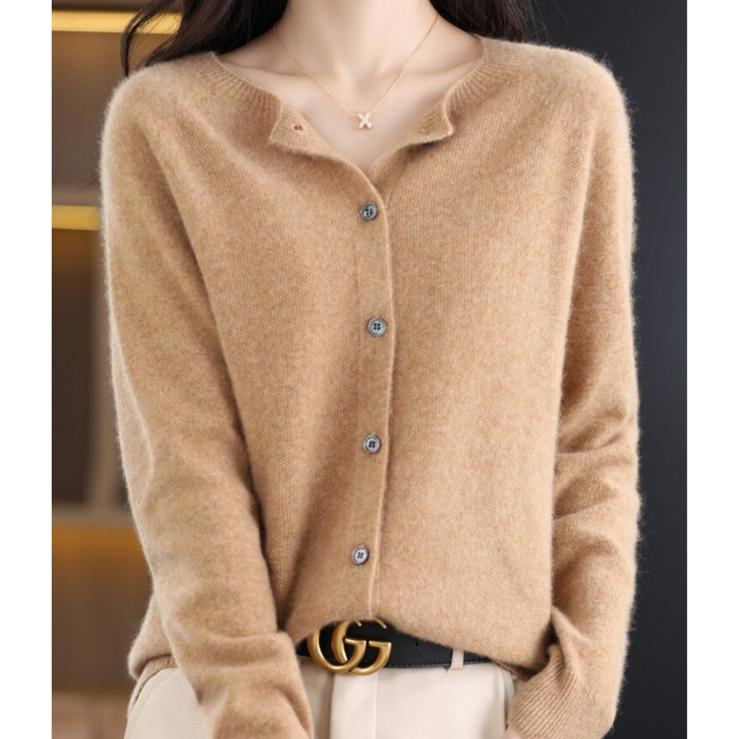 Marion | Damen Winter Wollstrickjacke mit Knöpfen