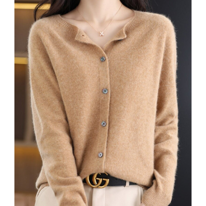 Marion | Damen Winter Wollstrickjacke mit Knöpfen