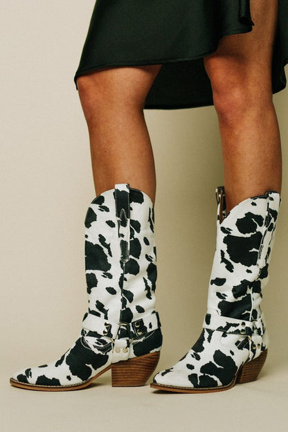 Gabriela | Damen Westernstiefel mit Absatz im Kuhflecken-Design