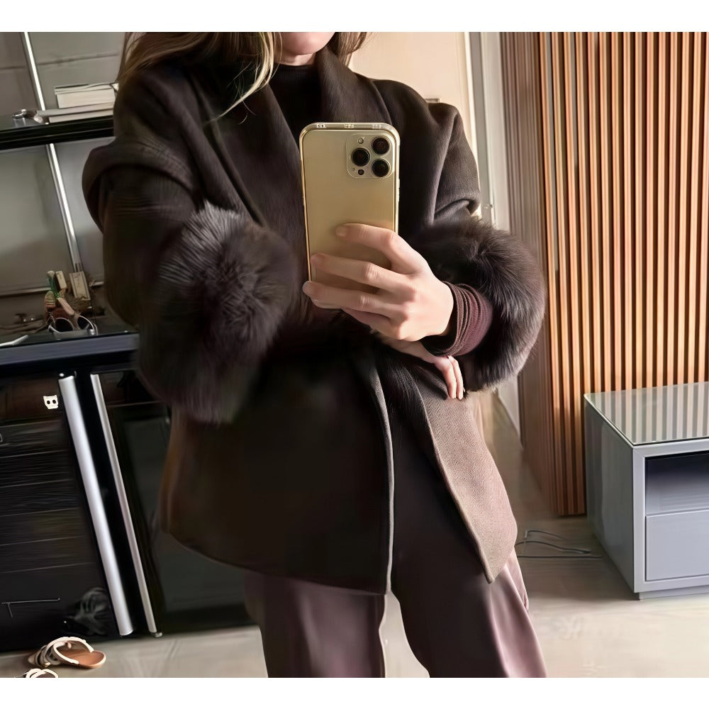 Regine | Damen Mantel mit Kunstpelzbesatz und Gürtel Winterstil