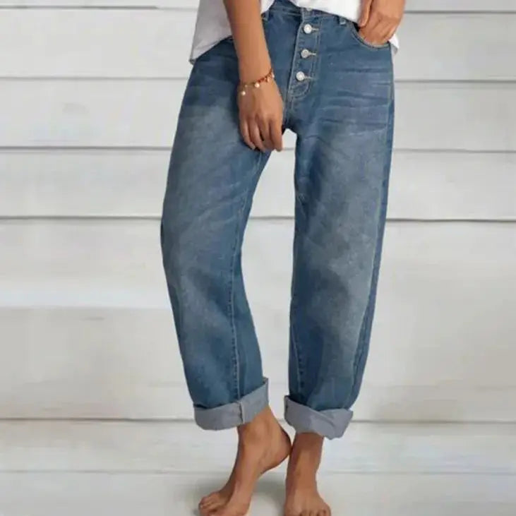 Annika | Damen Jeans mit lockerer Passform und umgeschlagenem Saum