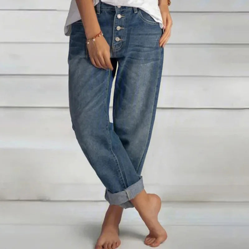Annika | Damen Jeans mit lockerer Passform und umgeschlagenem Saum