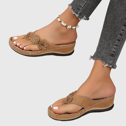 Lara | Damen Trendige Lässige Slip-On Sandalen
