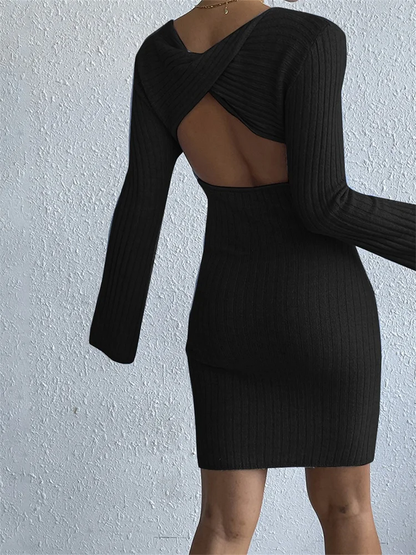 Kathrin | Damen Geripptes Strickkleid mit Glockenärmeln