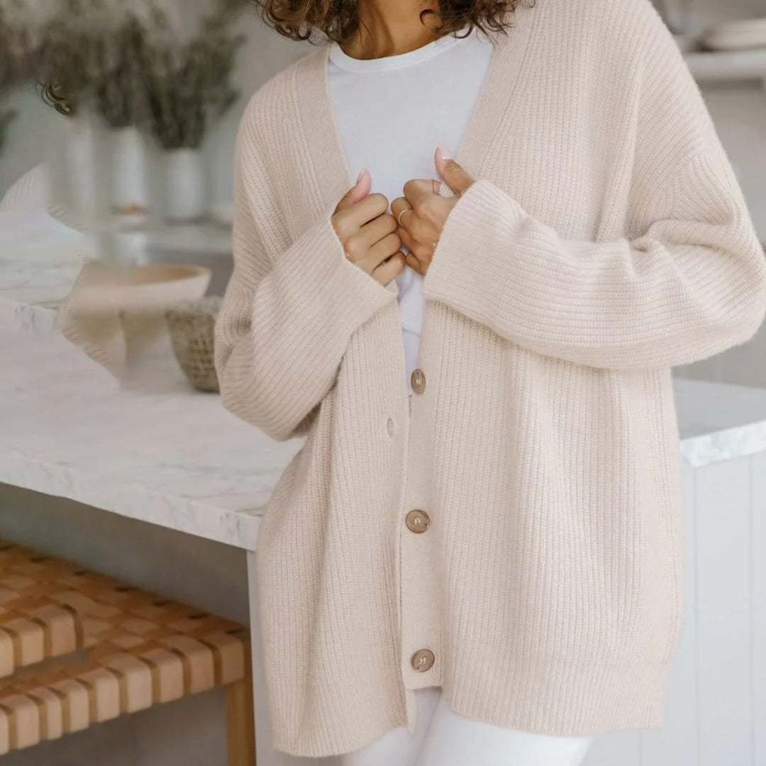Carolin | Damen Grobstrick Cardigan mit Knöpfen