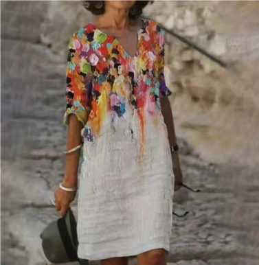 Beatrice | Damen Kleid mit abstraktem Porträt und V-Ausschnitt