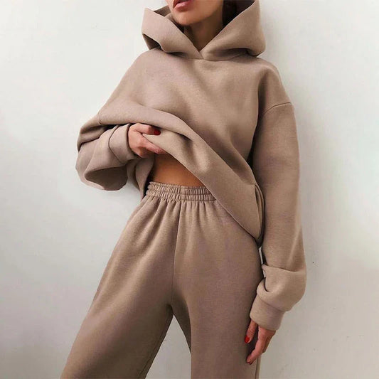 Helga | Damen Winter Hoodie und Jogginghosen Set