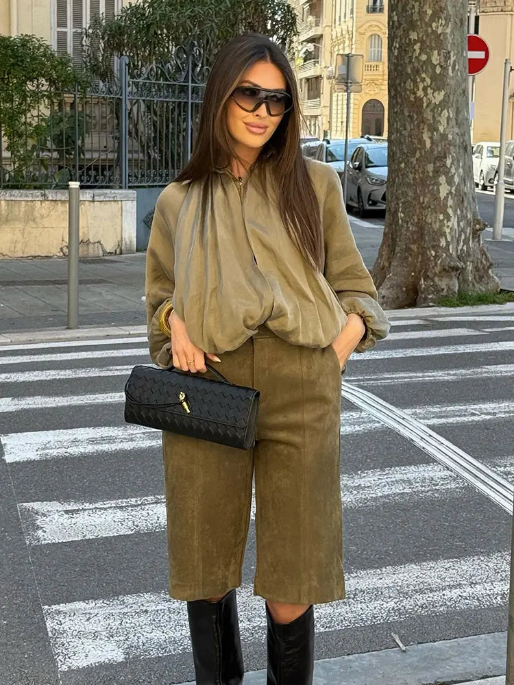 Helga | Damen Bluse mit Plisseefalten und Laternenärmeln