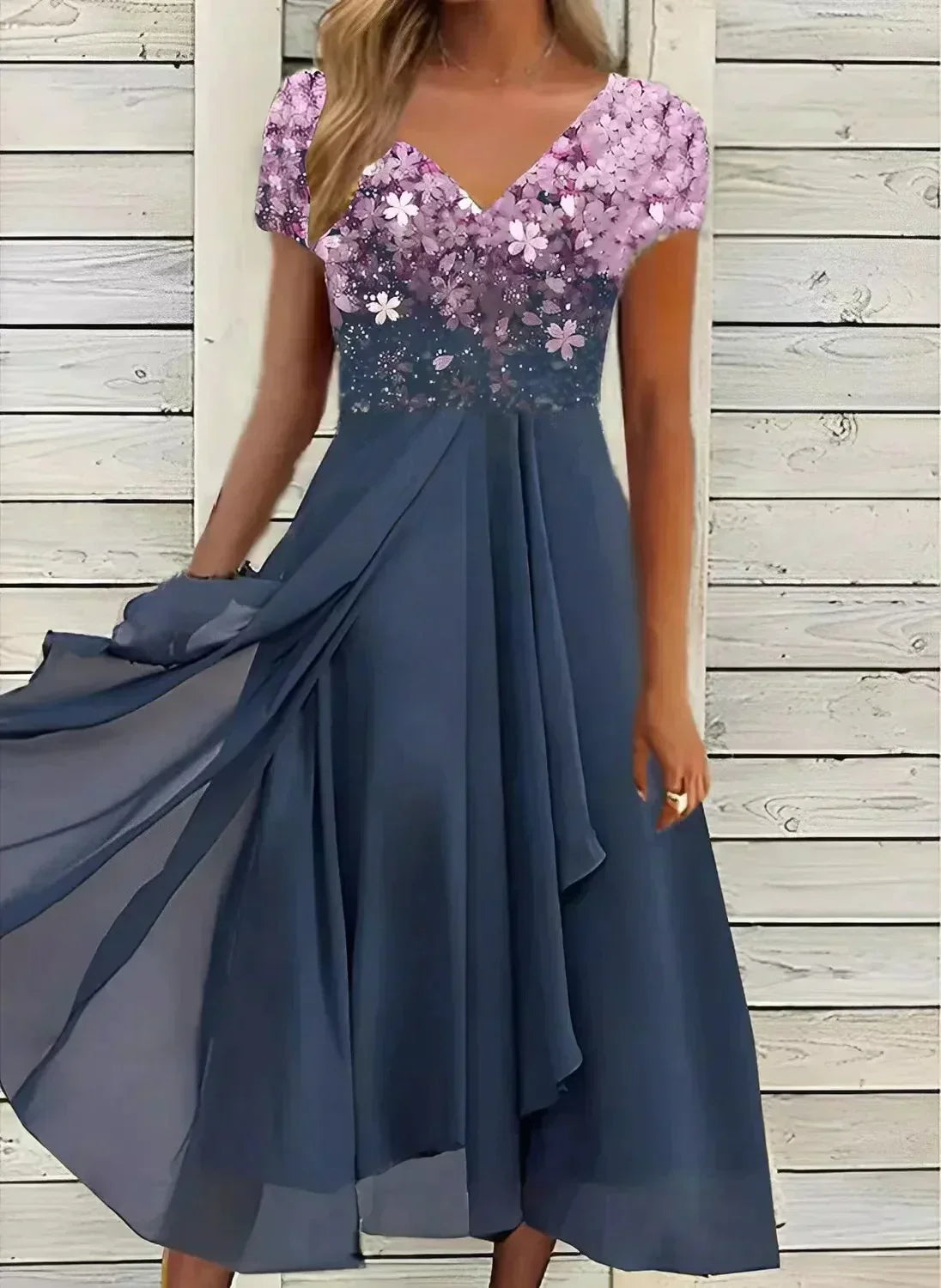 Angela | Damen Blumenkleid mit Farbverlauf und V-Ausschnitt in Midi-Länge