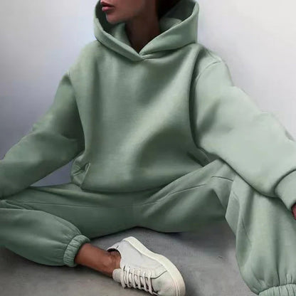Helga | Damen Winter Hoodie und Jogginghosen Set