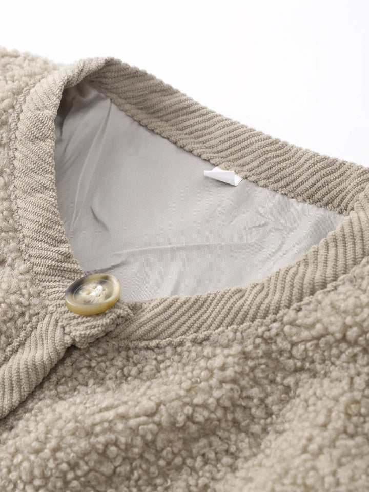 Kerstin | Schicke Flauschige Strickjacke mit Knopfverschluss