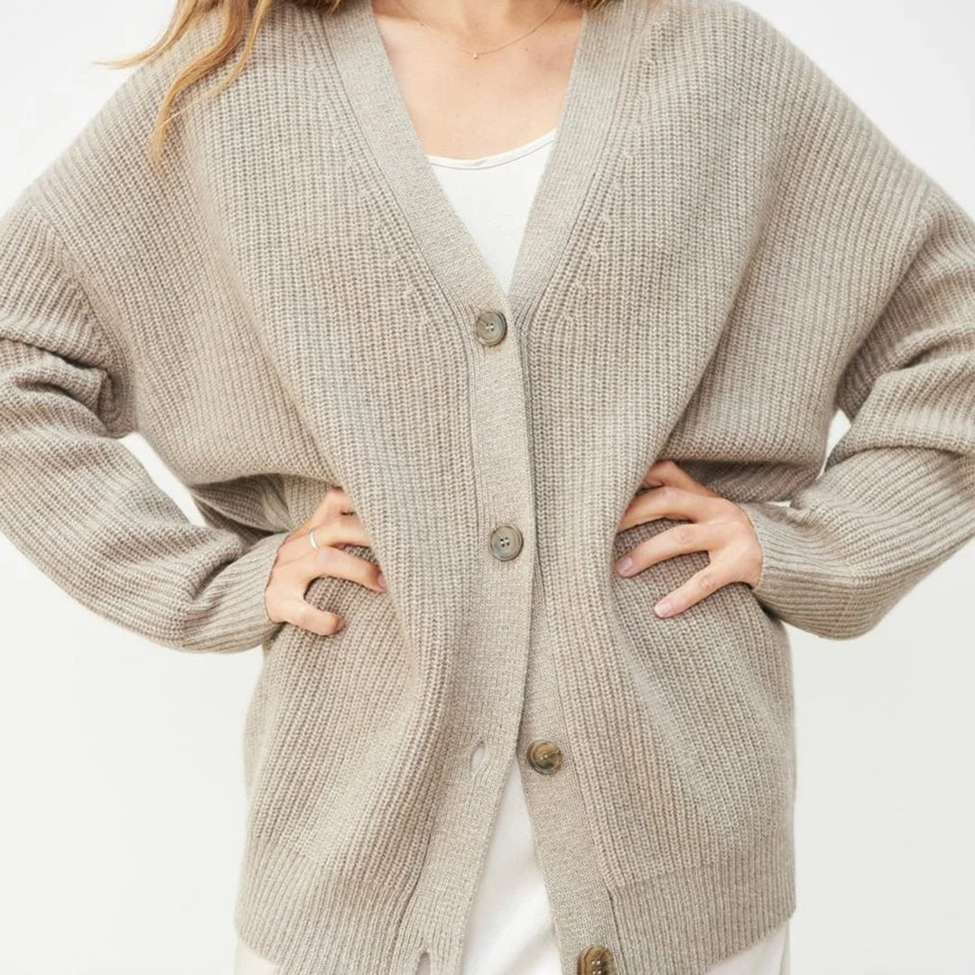 Carolin | Damen Grobstrick Cardigan mit Knöpfen