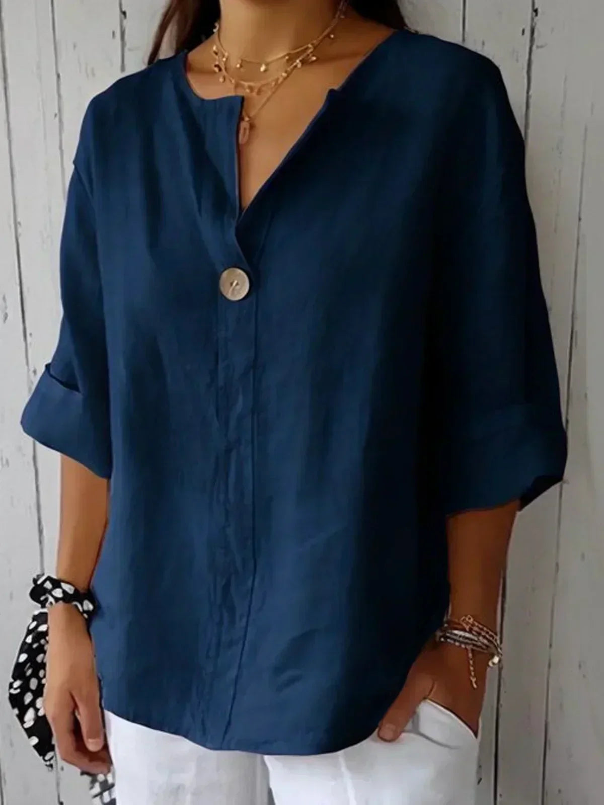 Emilia | Damen Sommerbluse mit Knopfdetail
