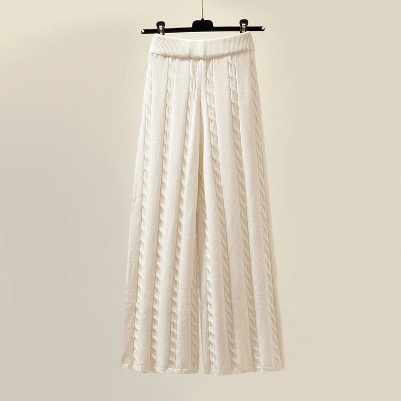 Emilia | Damen Winter-Loungewear-Set aus Strick