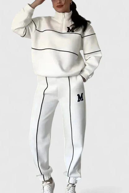 Karin | Damen Trainingsanzug mit Halbem Reißverschluss und Kontrastbesatz