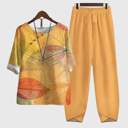 Julia | Damen Locker Geschnittenes Outfit-Set mit Schmetterlingsmotiv