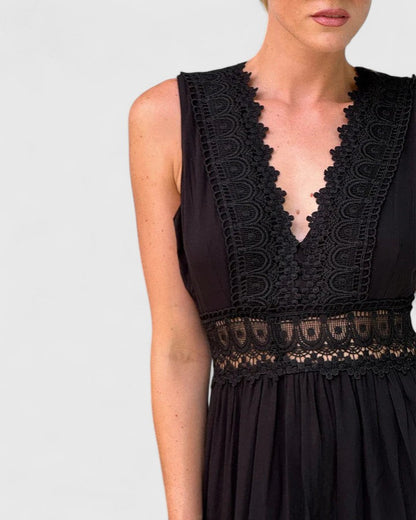 Leonie | Damen Lässiges Midikleid mit V-Ausschnitt und Spitze