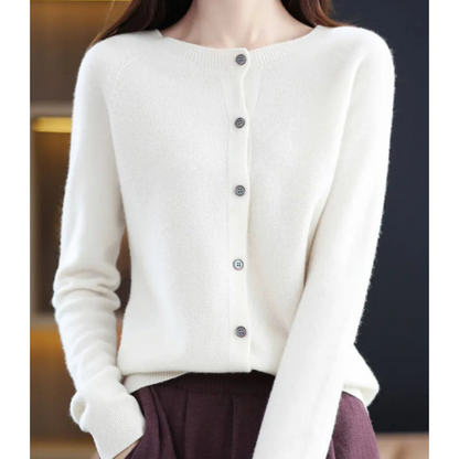 Marion | Damen Winter Wollstrickjacke mit Knöpfen
