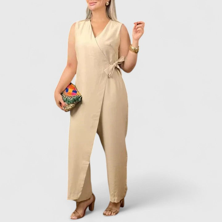 Johanna | Damen Ärmelloser Jumpsuit mit V-Ausschnitt und Gürtel